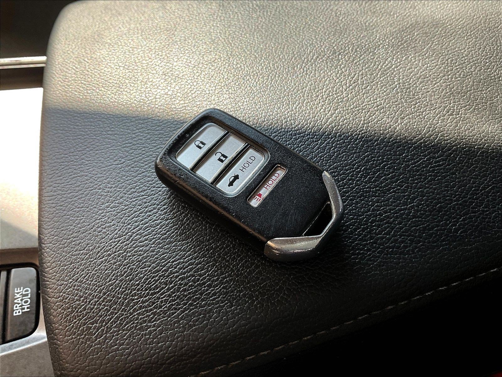Used 2018 Honda Accord LX image 32