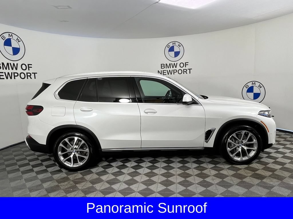 Used 2024 BMW X5 xDrive40i w/ Premium Package AWD/4WD image 7