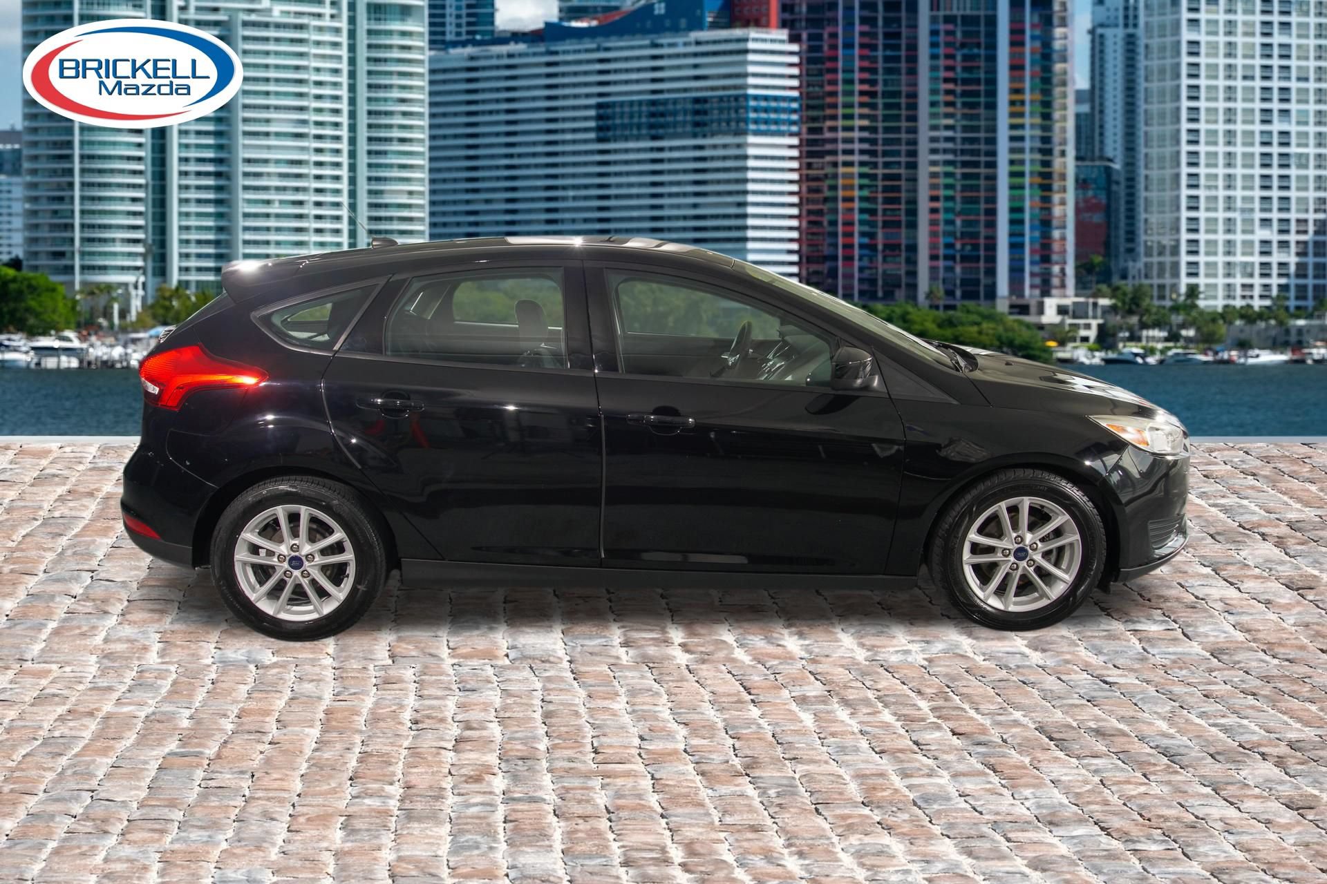Used 2018 Ford Focus SE FWD image 8