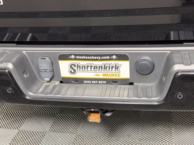 Used 2021 Chevrolet Colorado Z71 AWD/4WD image 10