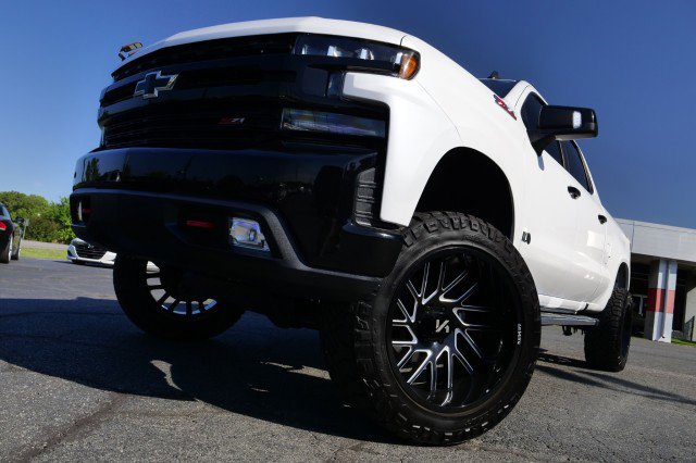 Used 2019 Chevrolet Silverado 1500 LT Trail Boss AWD/4WD image 52