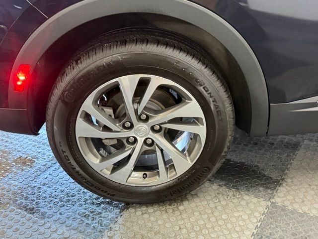 Used 2021 Buick Envision Essence w/ Technology Package I FWD image 12