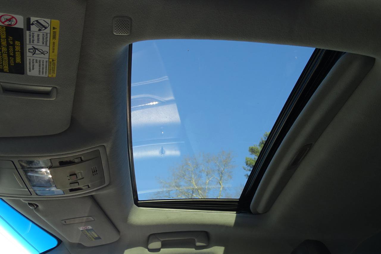 Used 2019 Lexus RX 450h AWD w/ Navigation Package image 21