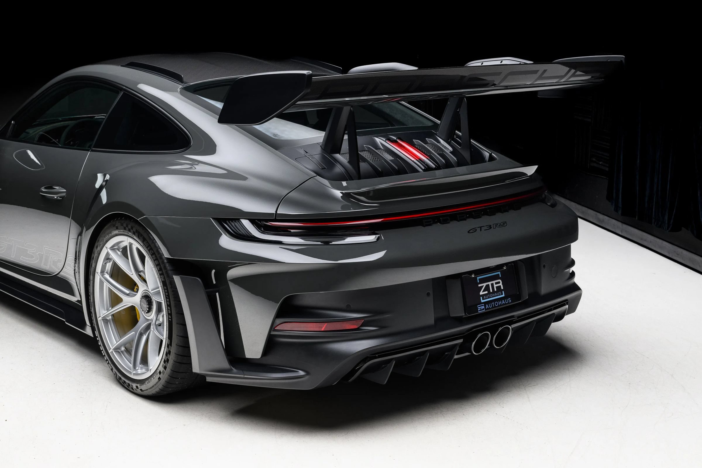 Used 2024 Porsche 911 GT3 RS RWD image 14