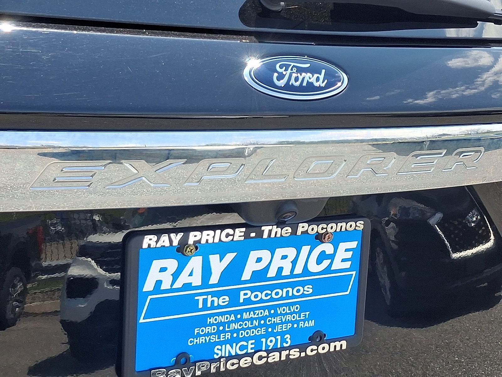 Certified 2022 Ford Explorer Limited image 33