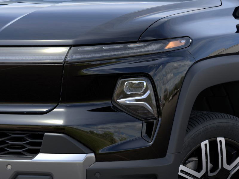 New 2026 Chevrolet Silverado EV LT image 10