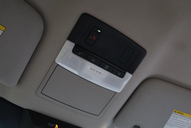Certified 2025 Nissan Pathfinder SL FWD image 20