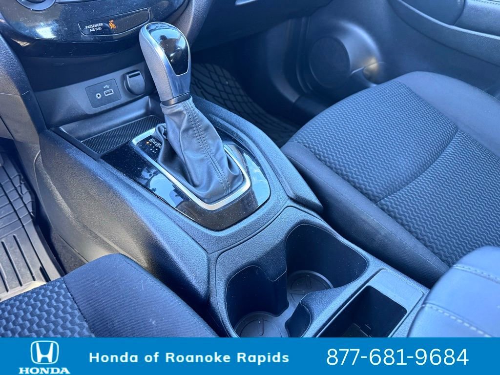 Used 2020 Nissan Rogue Sport S image 26