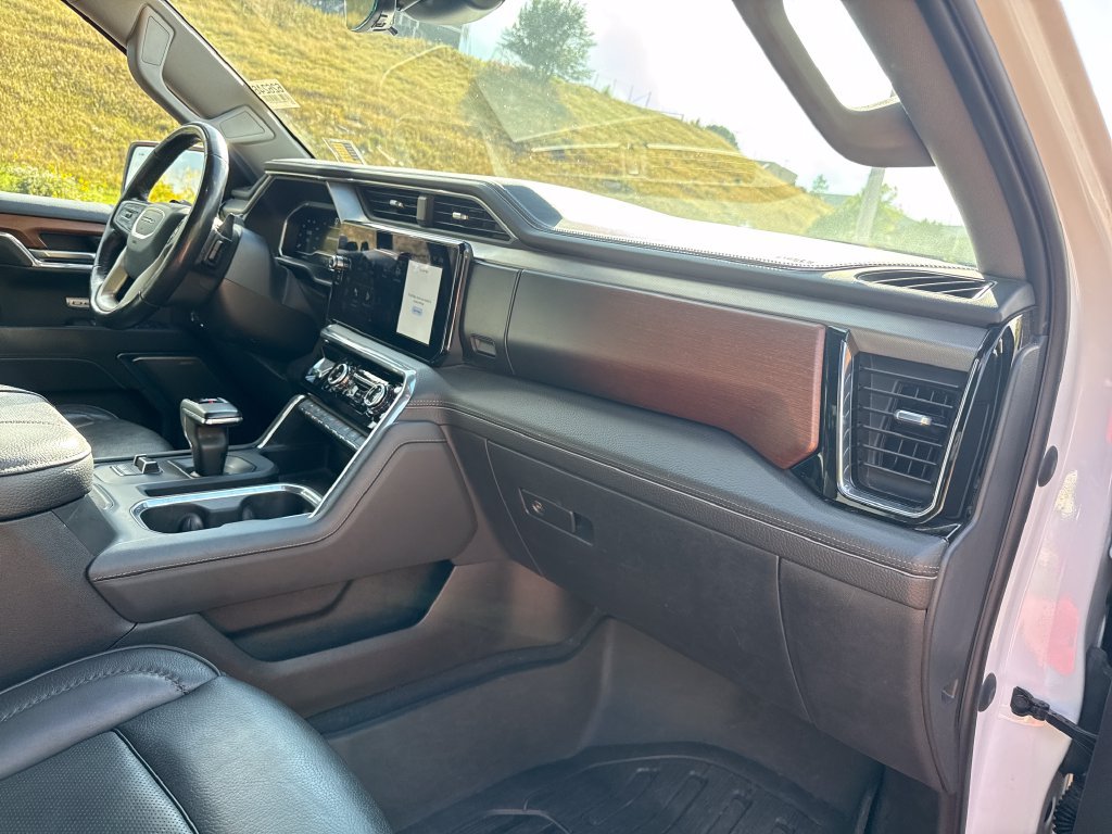 Used 2023 GMC Sierra 1500 Denali AWD/4WD image 30