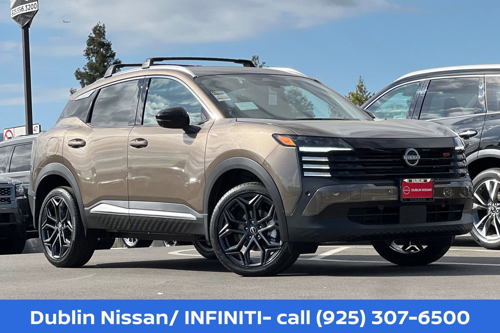 New 2026 Nissan Kicks SR w/ Illumination Package