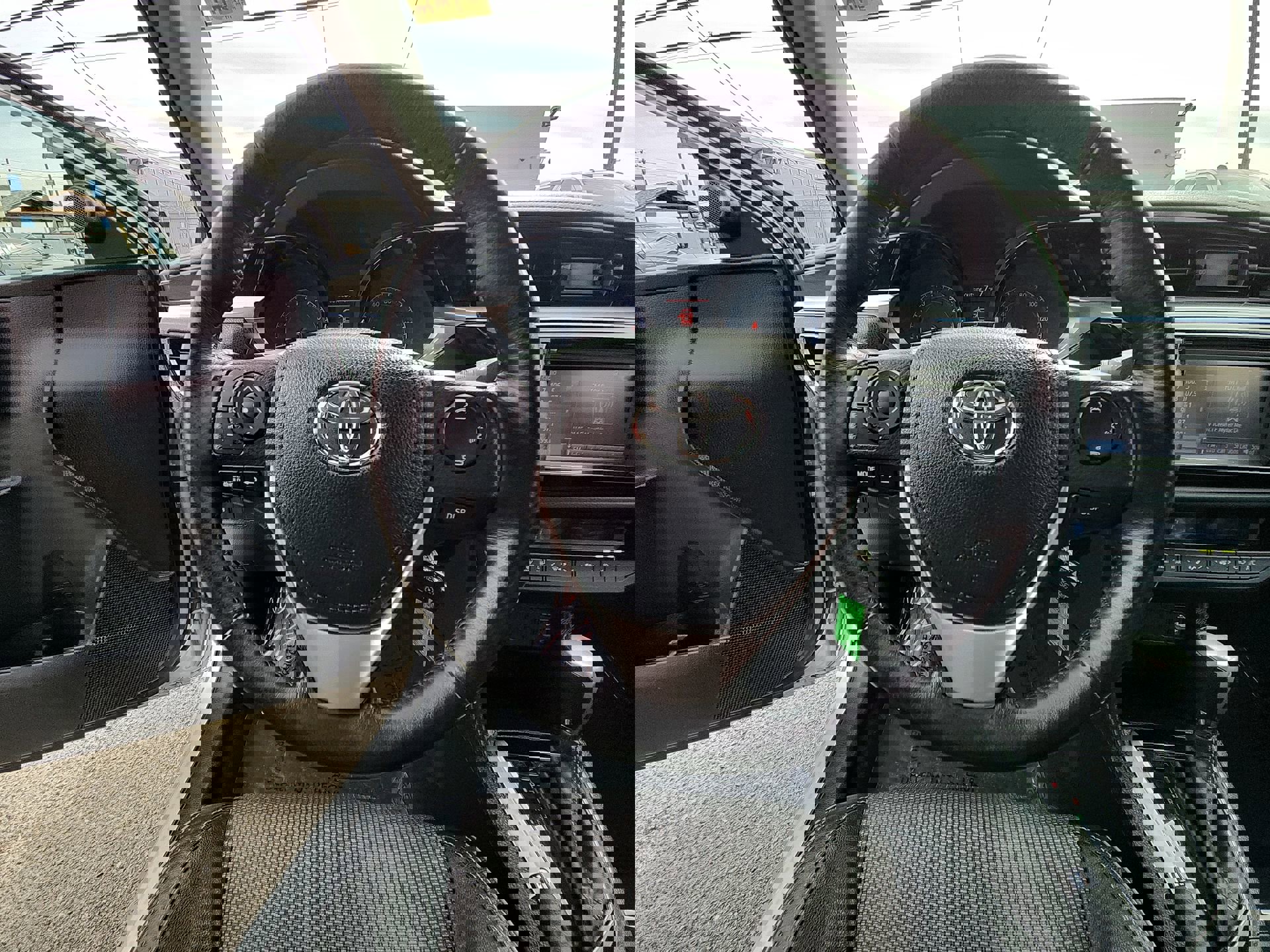 Used 2016 Toyota Corolla S image 11