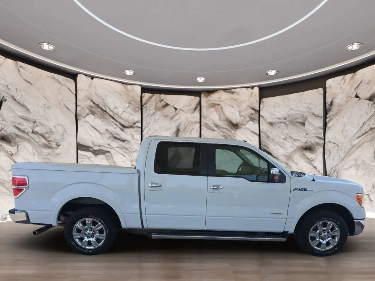 Used 2011 Ford F150 Lariat w/ Lariat Chrome Pkg RWD image 8