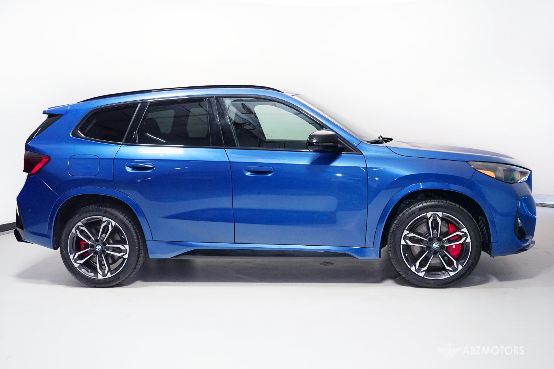 Used 2024 BMW X1 M35i w/ Premium Package AWD/4WD image 3