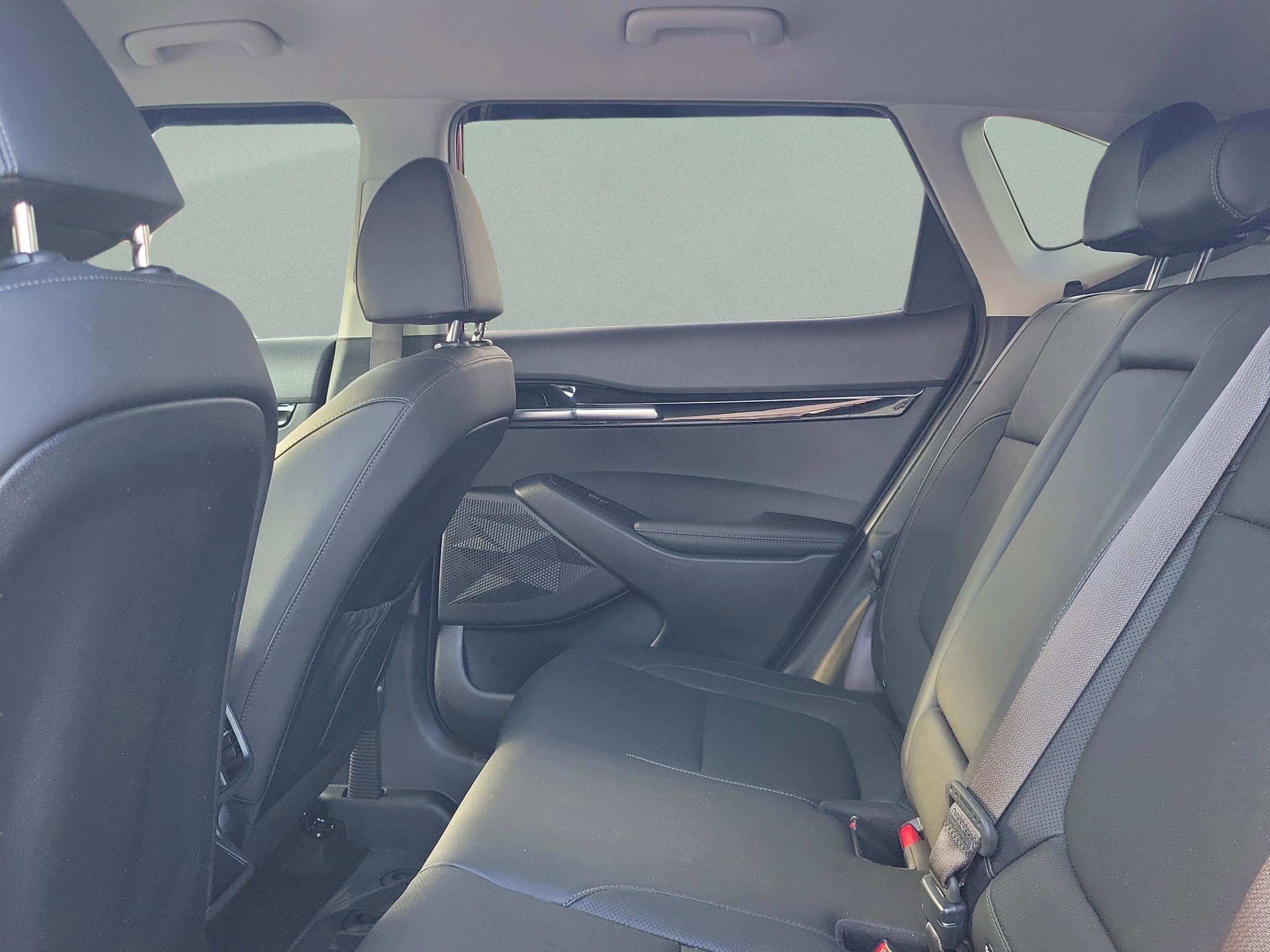 Used 2024 Kia Seltos SX image 8