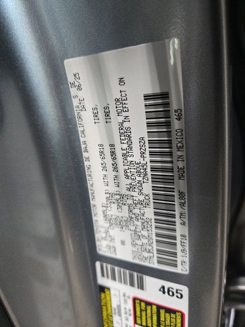 Used 2025 Toyota Tacoma SR5 AWD/4WD image 21