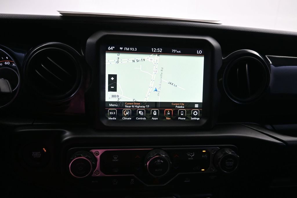 Used 2022 Jeep Wrangler Unlimited Sport AWD/4WD image 16