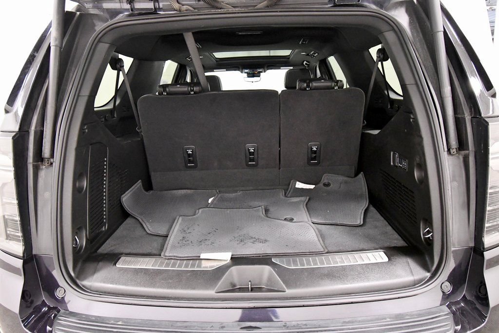 Used 2025 Chevrolet Suburban High Country w/ Sun And Tow Package AWD/4WD image 7