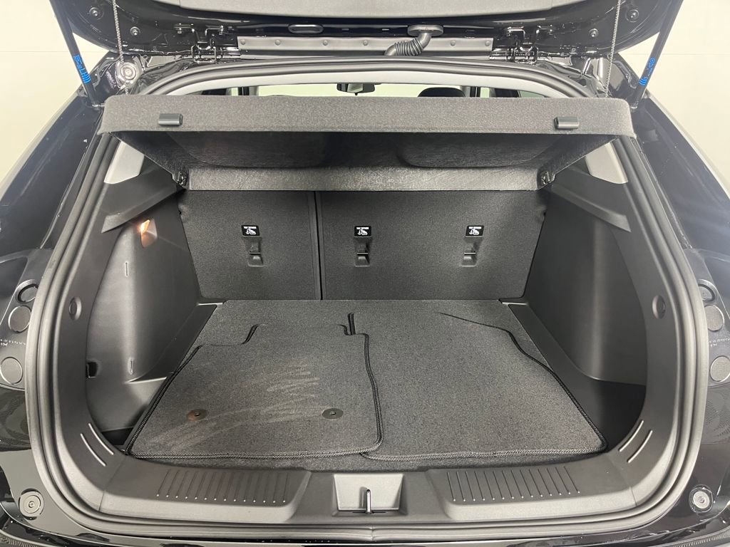 New 2026 Chevrolet Trax LT w/ Driver Confidence Package image 17