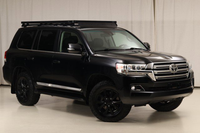 Used 2016 Toyota Land Cruiser AWD/4WD image 7