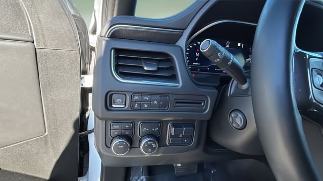 Used 2023 Chevrolet Suburban RST w/ Sport Performance Package image 22