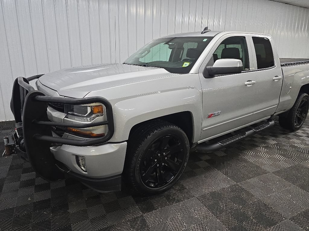Used 2017 Chevrolet Silverado 1500 LT w/ Rally 2 Edition AWD/4WD image 11