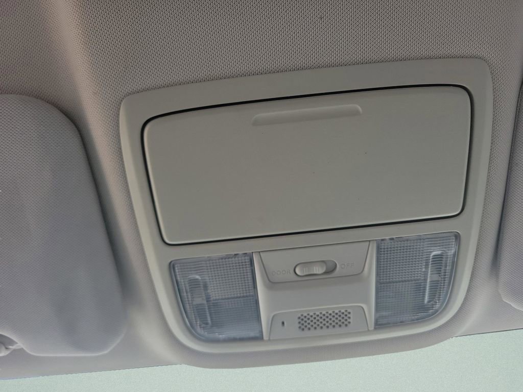 Used 2016 Honda CR-V LX image 17