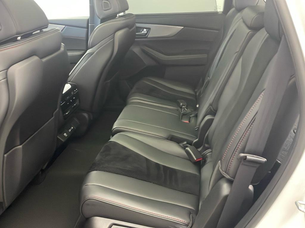 Used 2022 Acura MDX A-Spec image 8