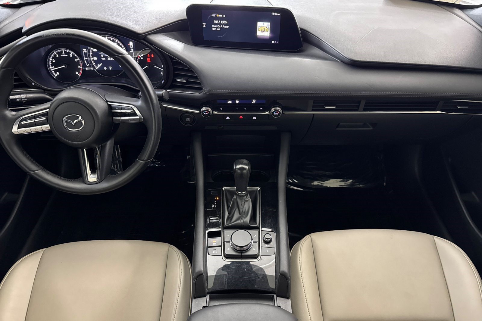 Used 2019 MAZDA MAZDA3 Hatchback FWD image 16