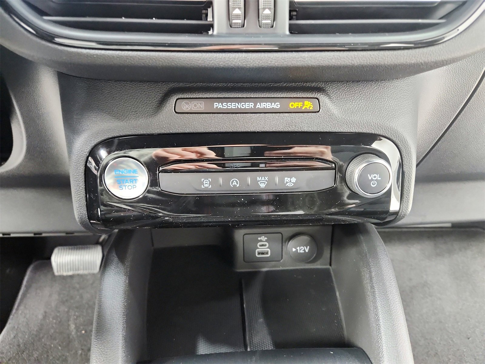 New 2026 Ford Escape ST-Line w/ Tech Pack #1 image 30