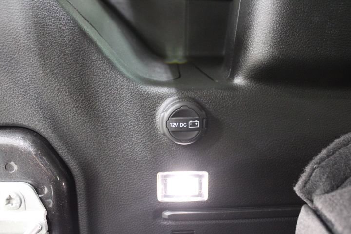 Used 2024 Jeep Wrangler Sport AWD/4WD image 15
