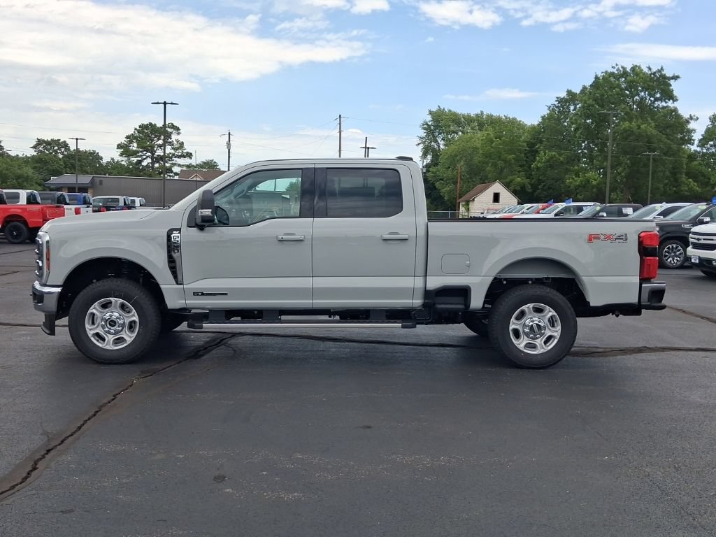New 2026 Ford F250 XLT w/ XLT Premium Package AWD/4WD image 28
