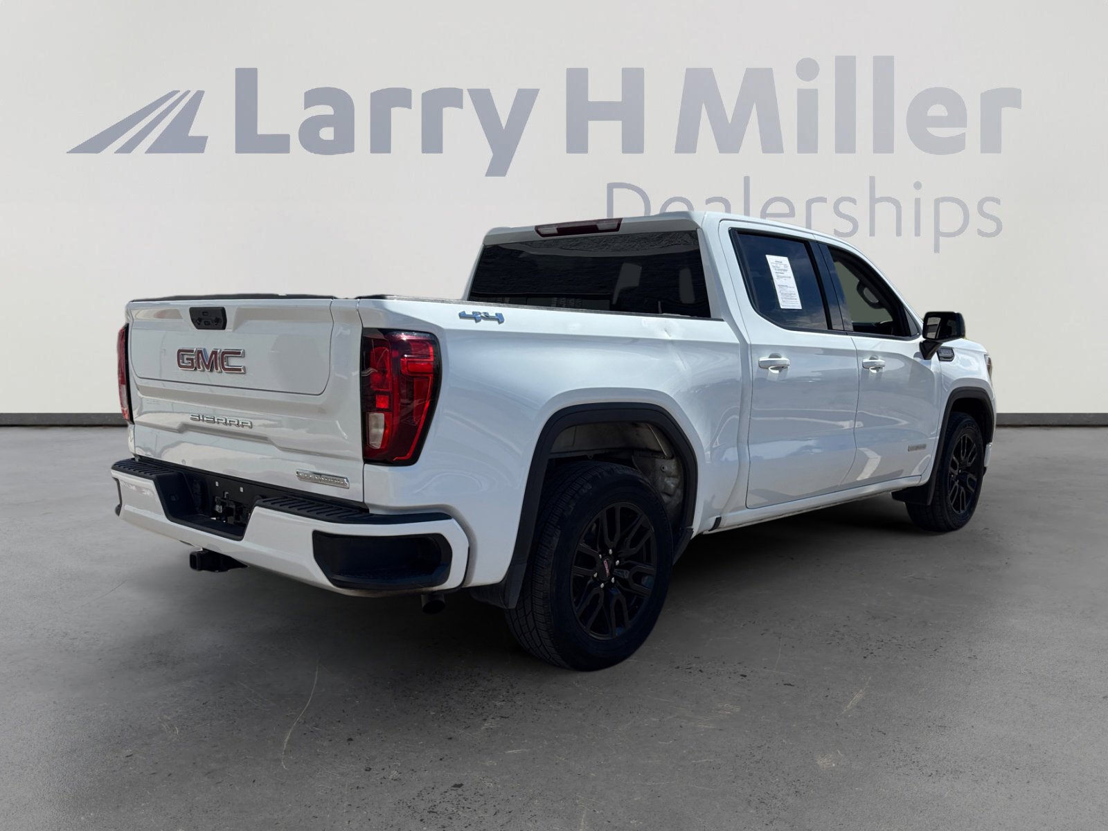 Used 2022 GMC Sierra 1500 Elevation image 5