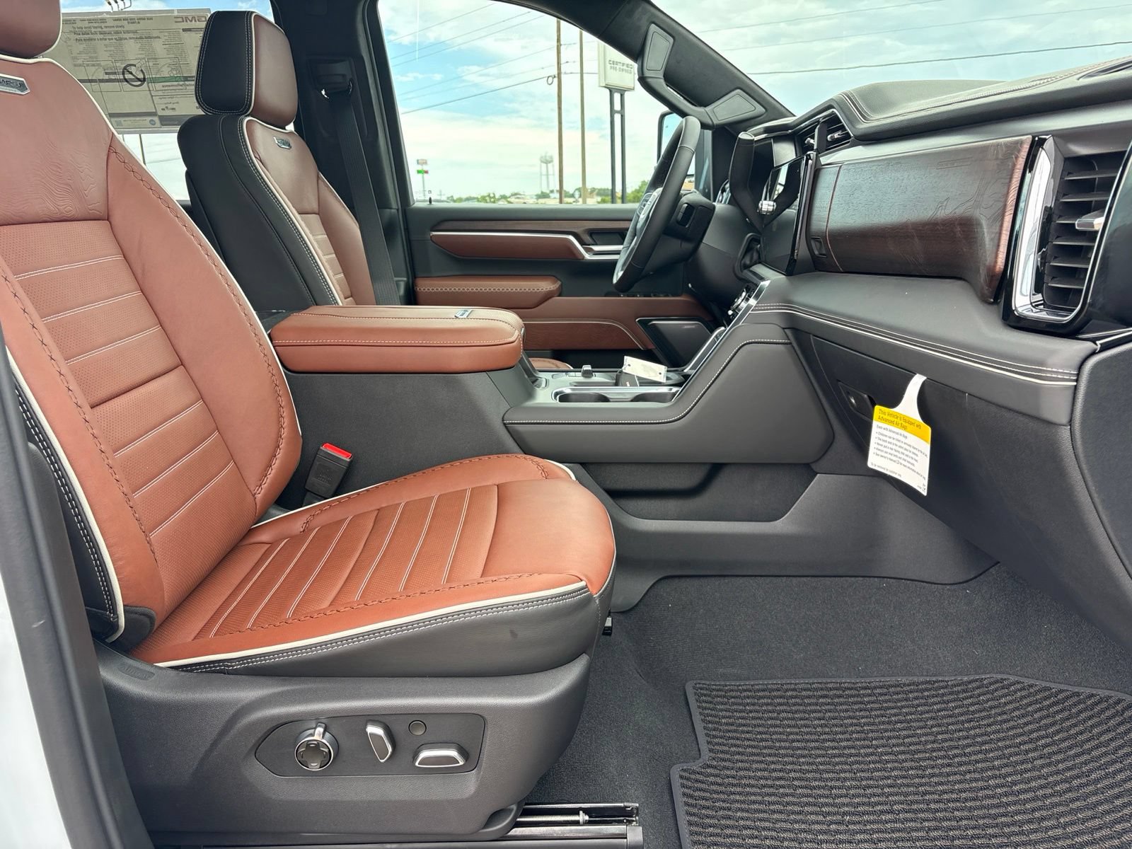 New 2026 GMC Sierra 3500 Denali Ultimate AWD/4WD image 23