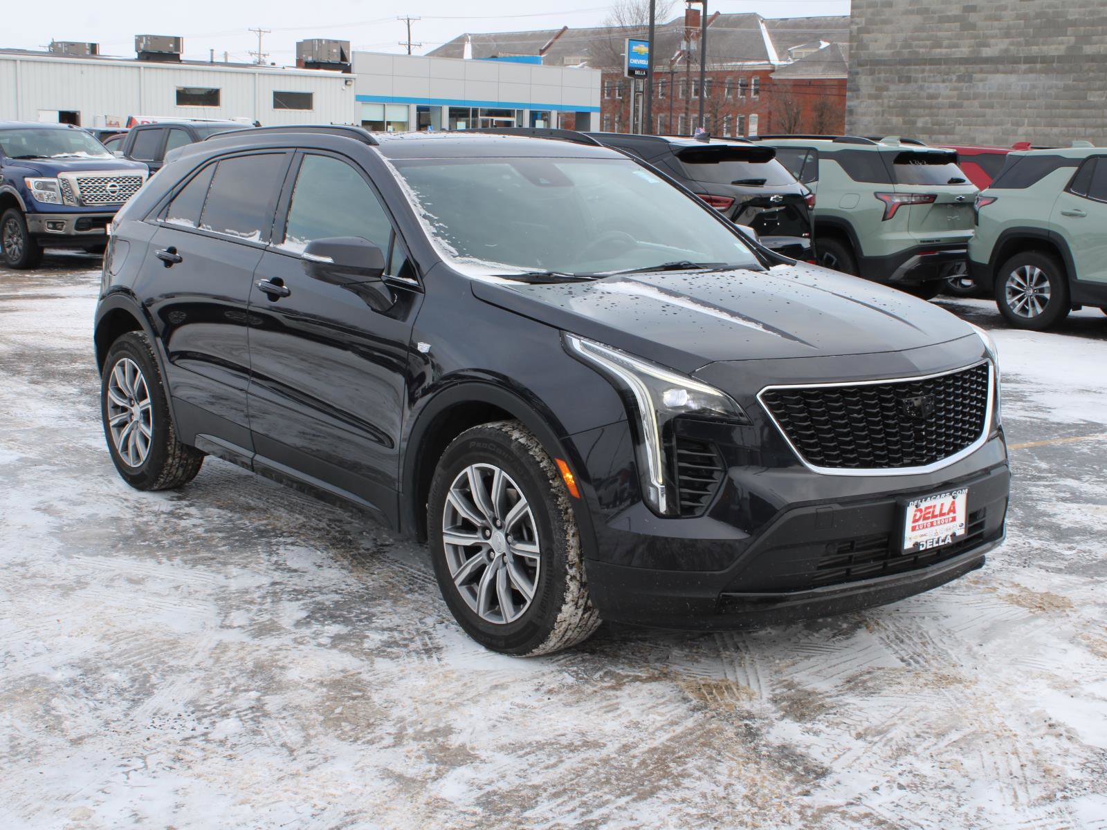 Used 2023 Cadillac XT4 Sport image 3