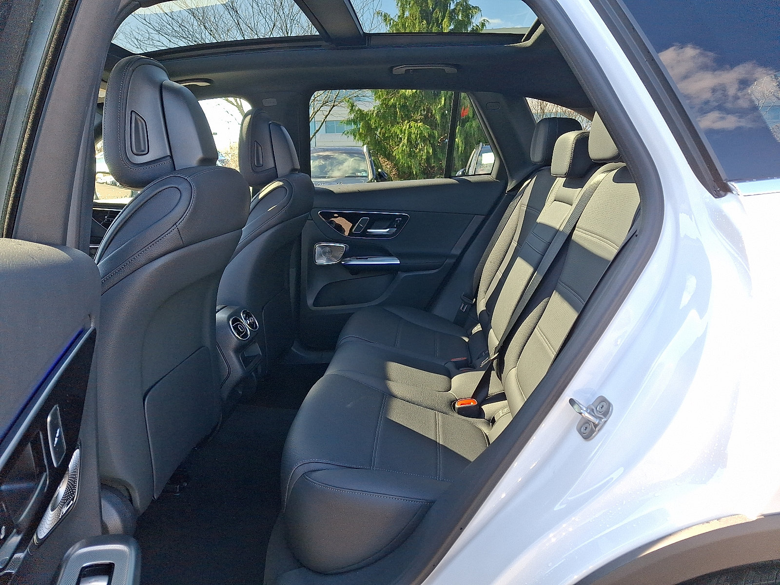 New 2026 Mercedes-Benz GLC 300 4MATIC image 8