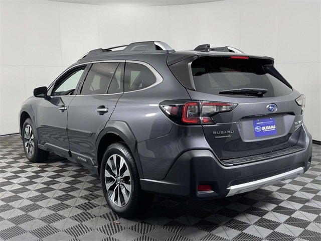Used 2023 Subaru Outback Touring image 8