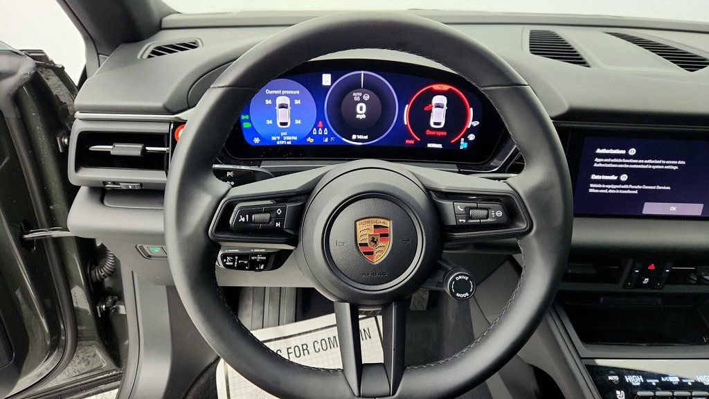 Used 2025 Porsche Macan Electric w/ Premium Package image 14