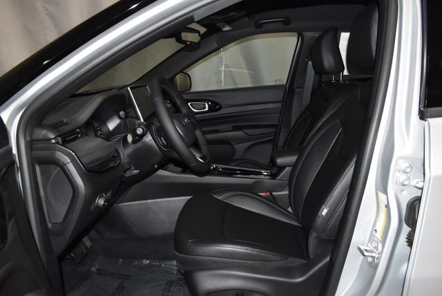 New 2026 Jeep Compass Limited image 10