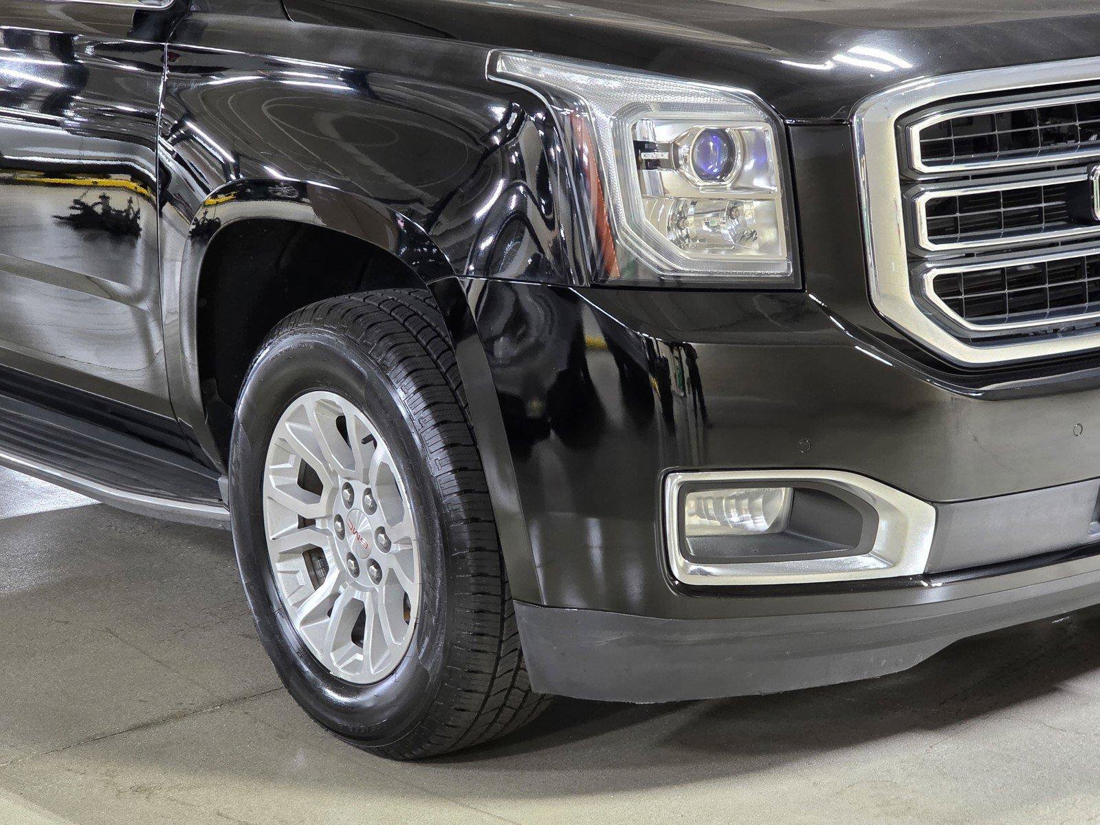 Used 2017 GMC Yukon SLT AWD/4WD image 10