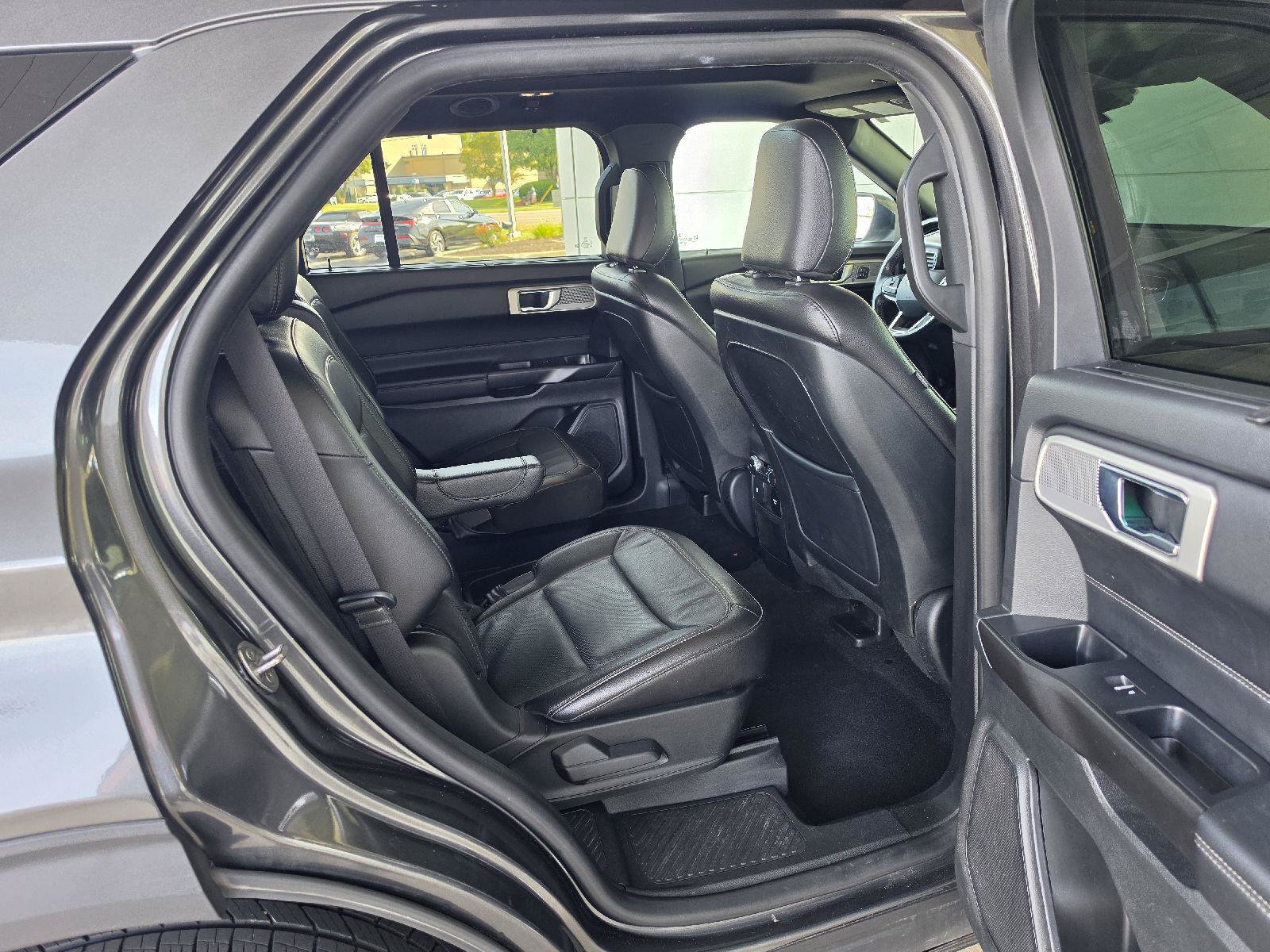 Used 2020 Ford Explorer Limited AWD/4WD image 9