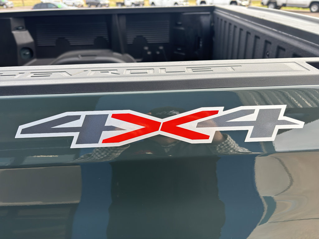 Used 2025 Chevrolet Silverado 1500 LT image 36