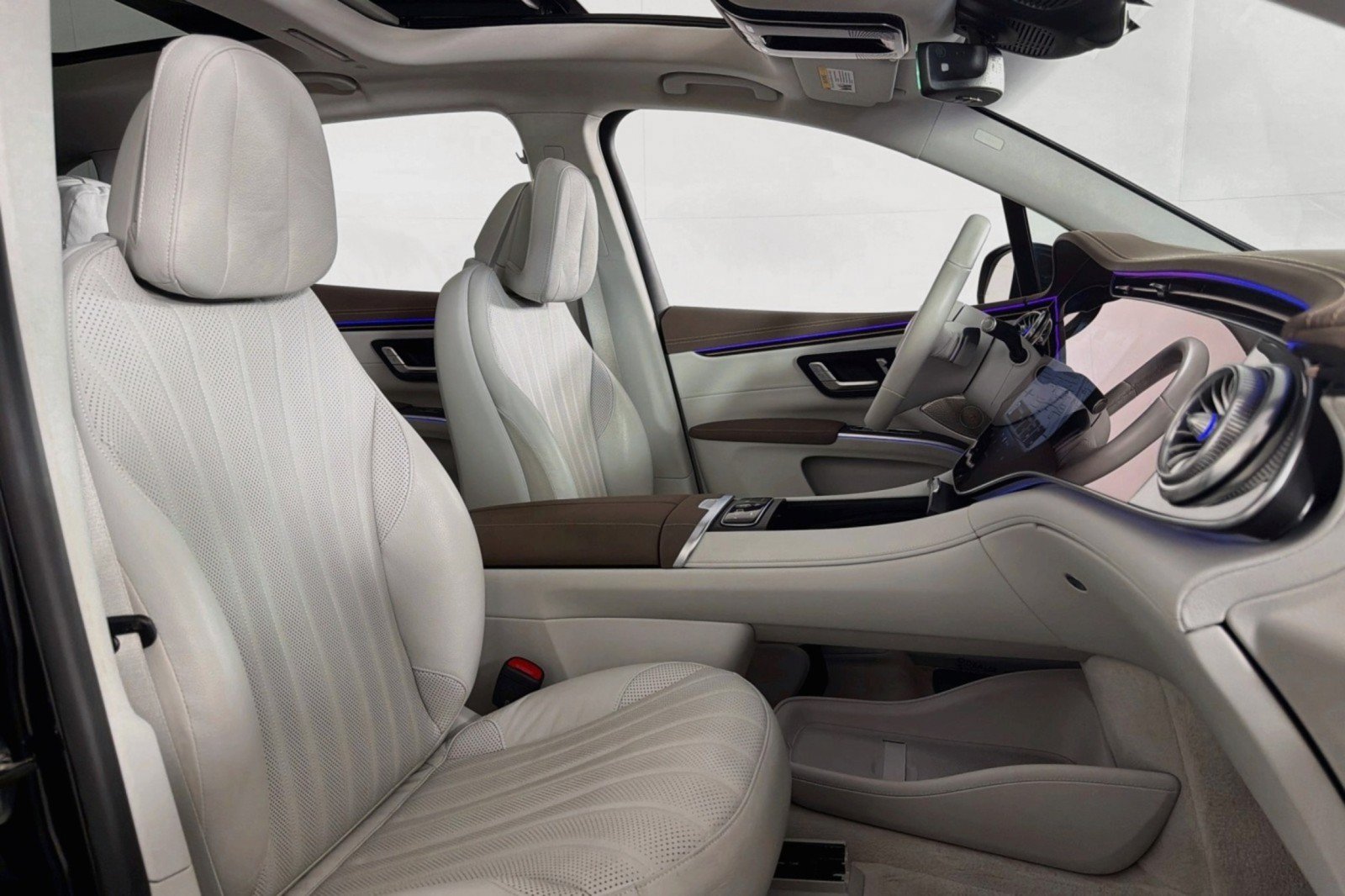 Certified 2023 Mercedes-Benz EQS 580 4MATIC SUV image 8