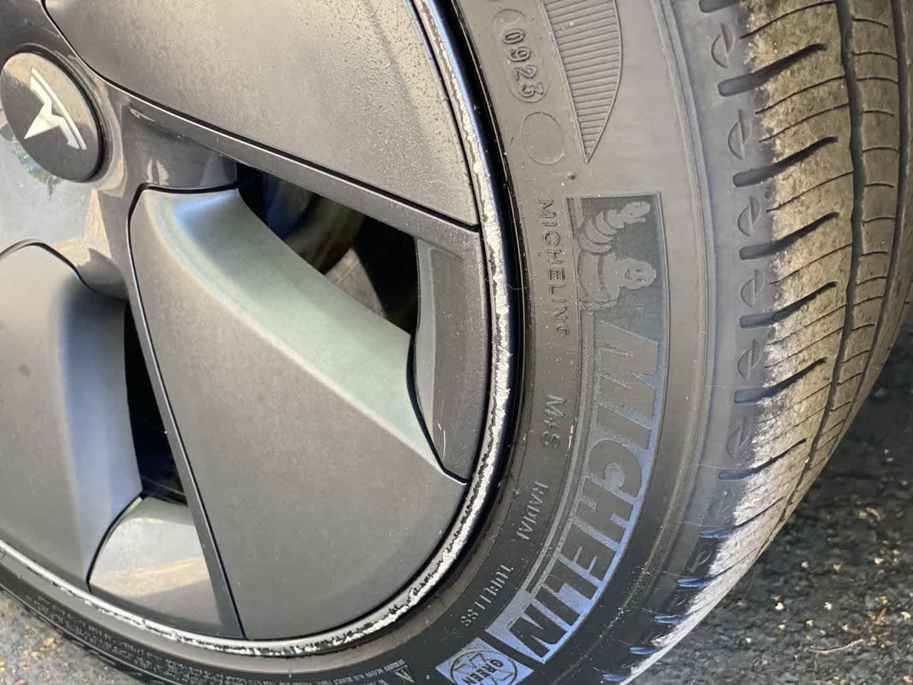 Used 2023 Tesla Model 3 Standard Range RWD image 27