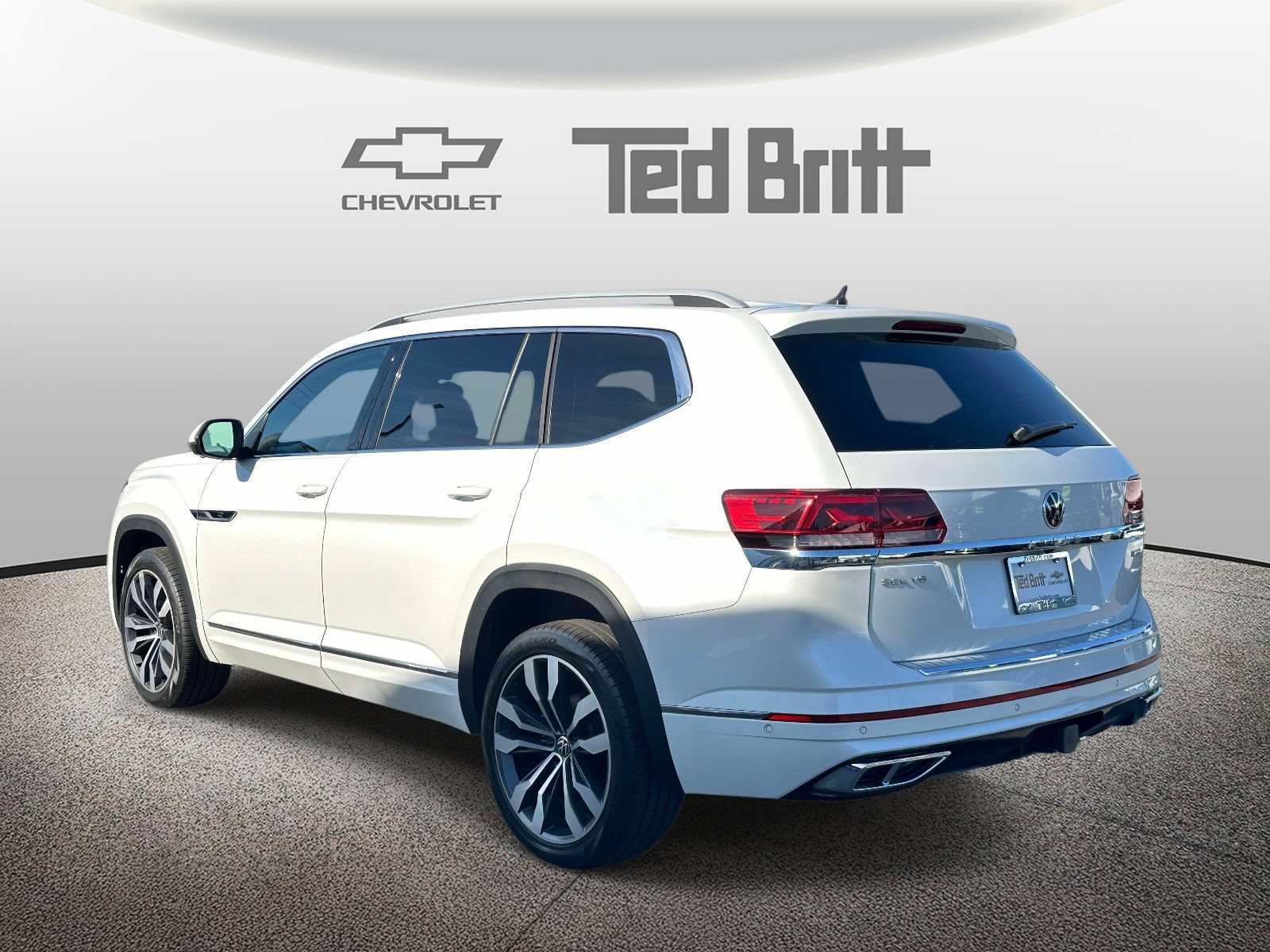 Used 2022 Volkswagen Atlas SEL Premium AWD/4WD image 6