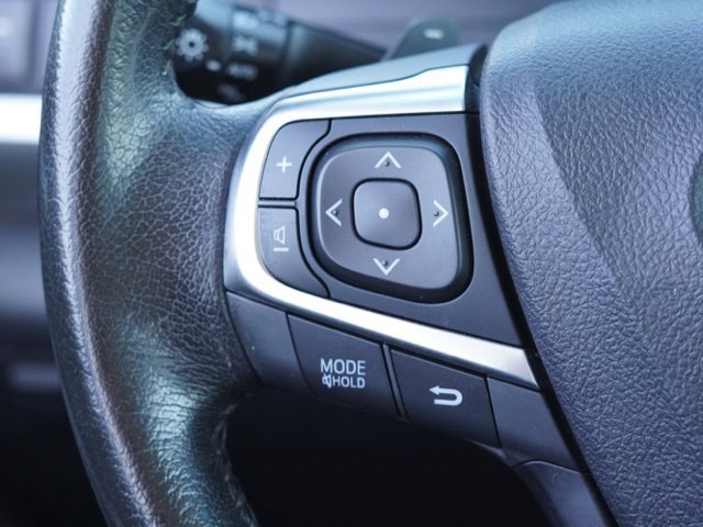 Used 2015 Toyota Camry XSE FWD image 21