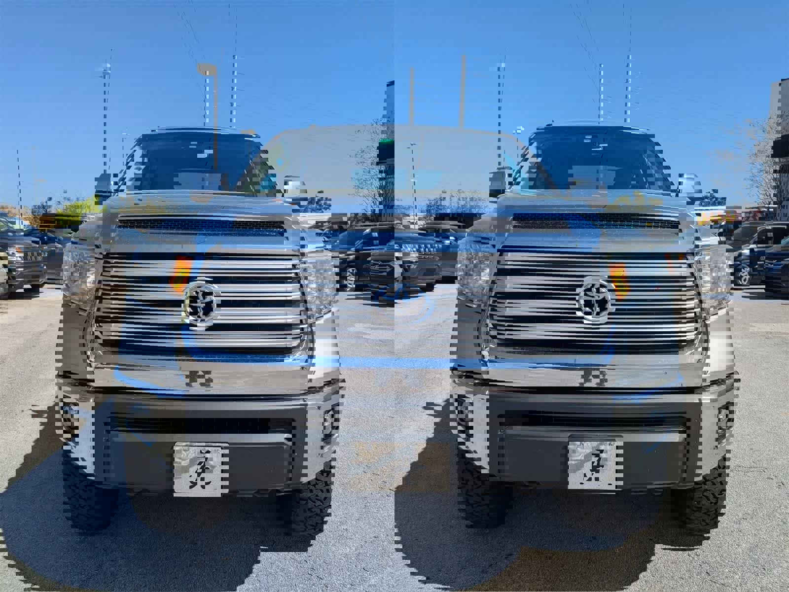 Used 2014 Toyota Tundra Limited w/ Limited Premium Package image 2