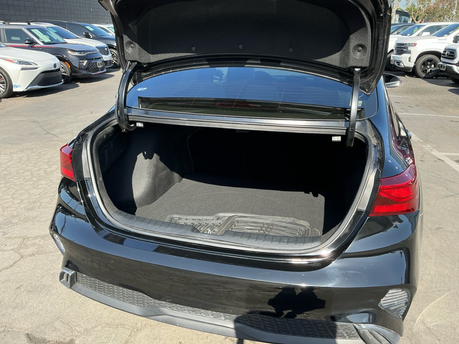 Used 2023 Kia Forte LXS FWD image 26