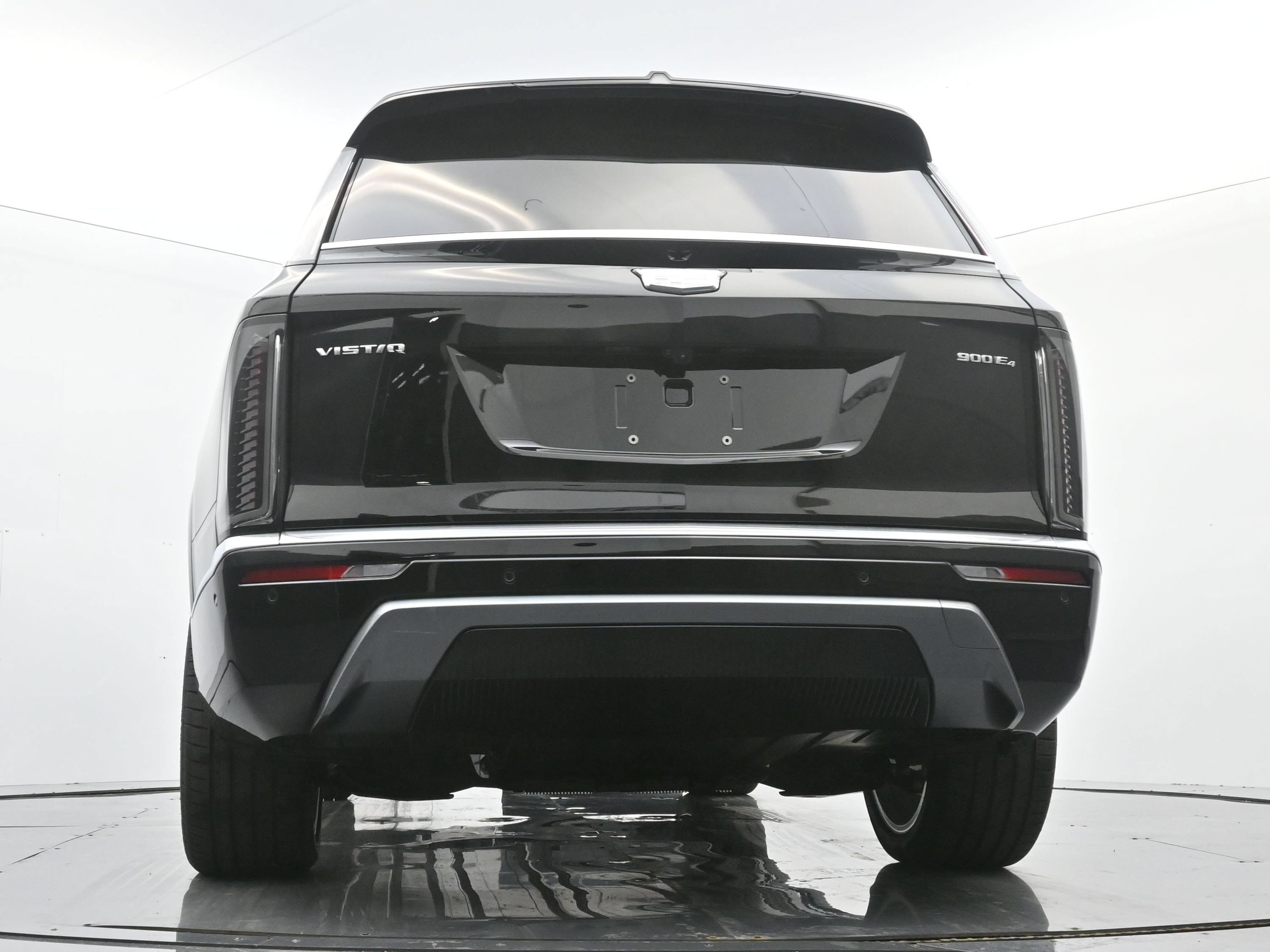 New 2026 Cadillac Vistiq Premium Luxury w/ LPO, Floor Liner Package AWD/4WD image 18