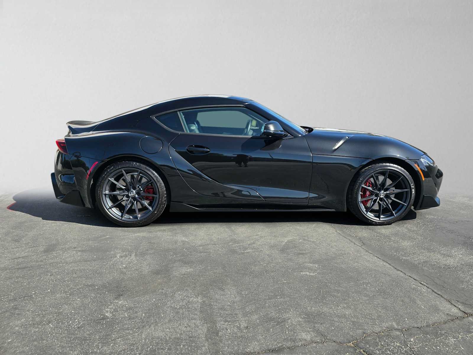 Used 2024 Toyota Supra RWD image 2