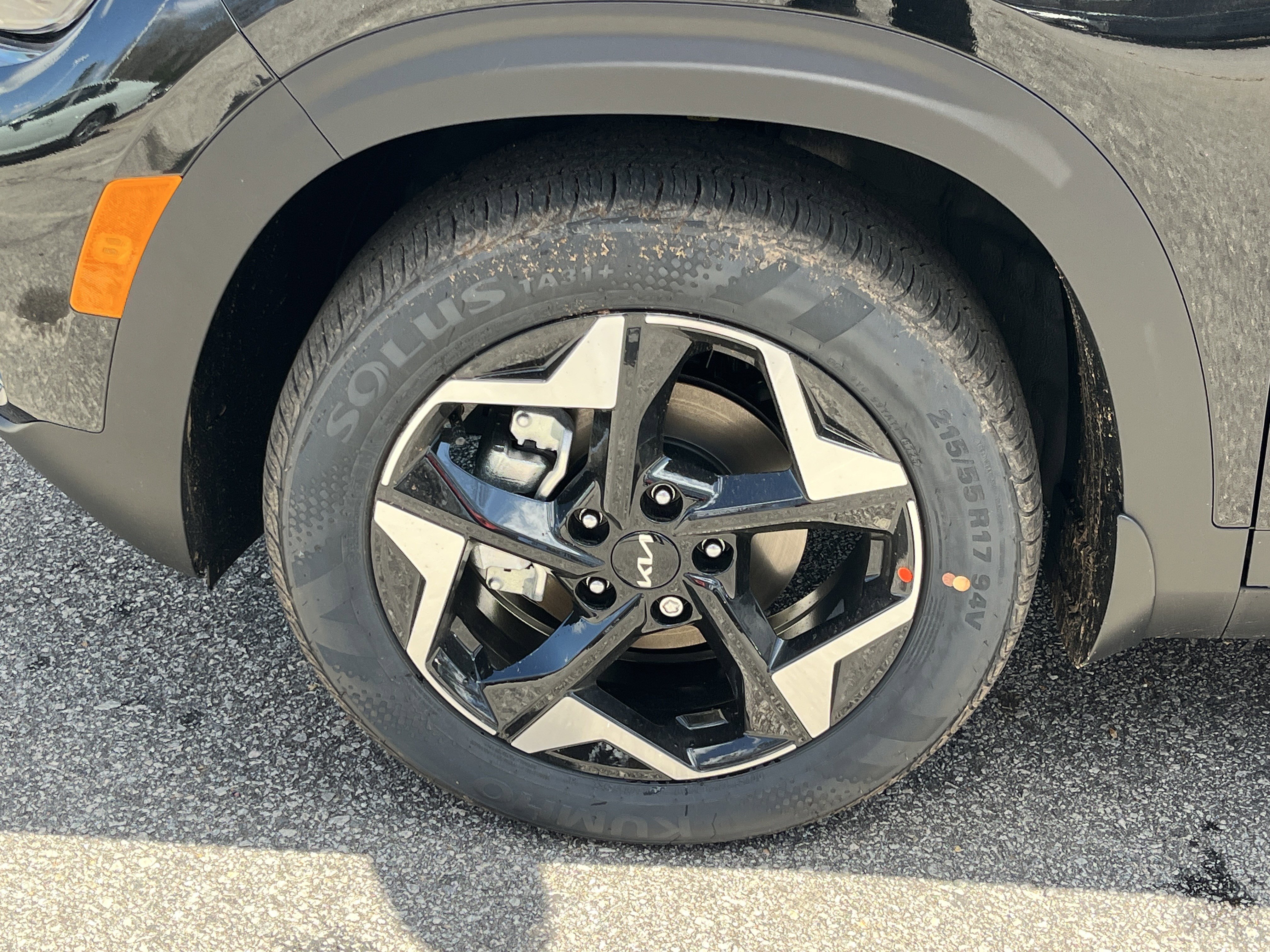 New 2026 Kia Seltos S FWD image 26